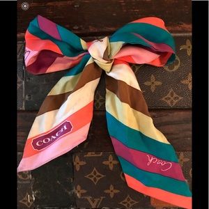 Coach 100% scarf